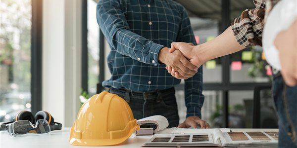 Bauleiter bei IRO Berlin